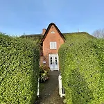 Altes Friesenhaus West Морзум
